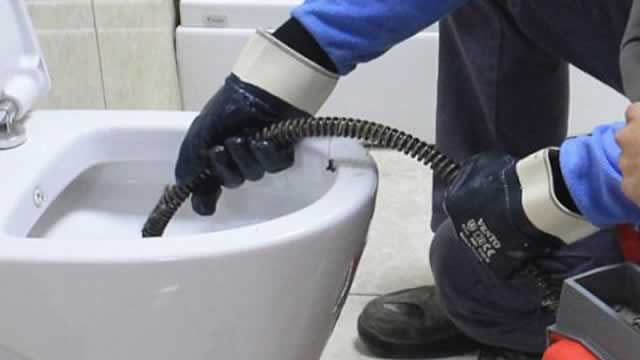 Débouchage canalisation WC toilette